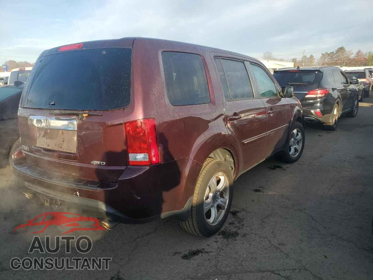 HONDA PILOT 2015 - 5FNYF4H75FB049652