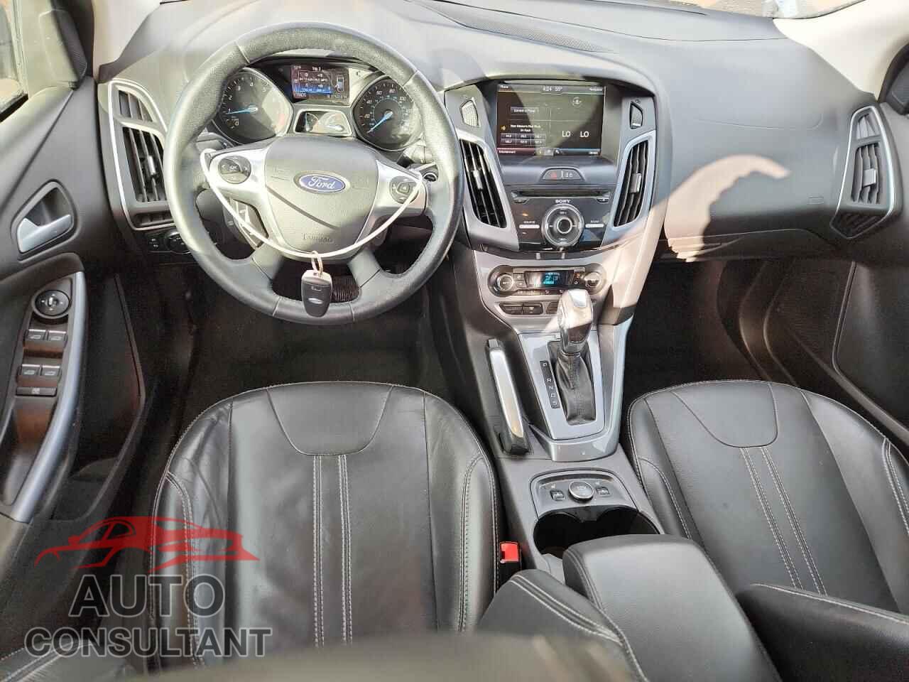 FORD FOCUS 2014 - 1FADP3N22FL116828