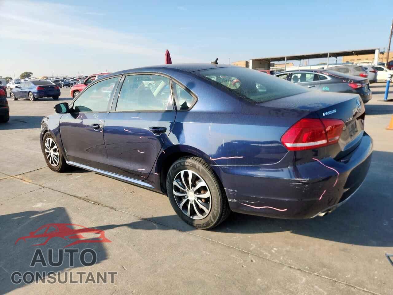 VOLKSWAGEN PASSAT 2014 - 1VWAP7A39EC007310