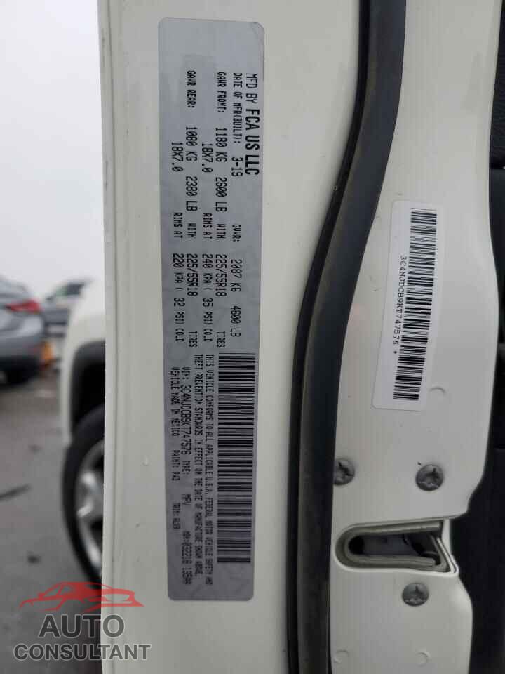 JEEP COMPASS 2019 - 3C4NJDCB9KT747576