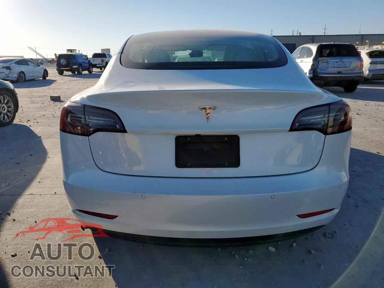 TESLA MODEL 3 2021 - 5YJ3E1EA7MF098568