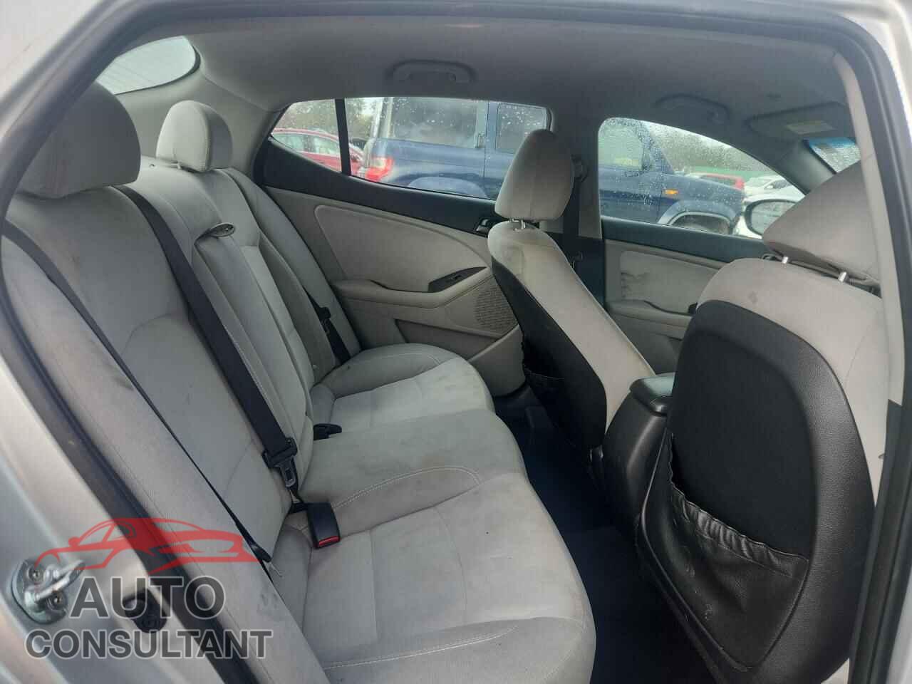 KIA OPTIMA 2012 - 5XXGM4A71CG012375