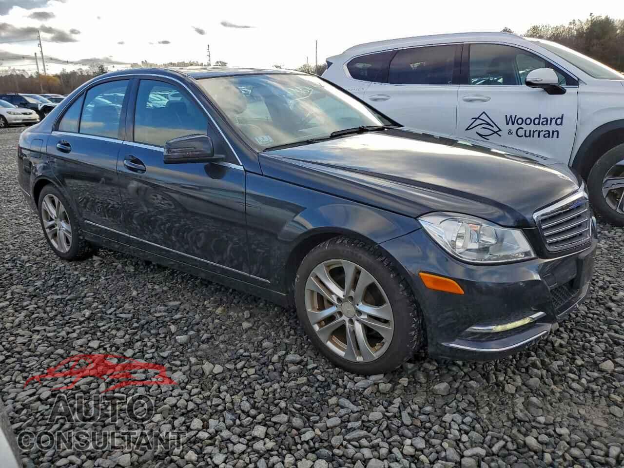 MERCEDES-BENZ C-CLASS 2012 - WDDGF8BB8CA602496