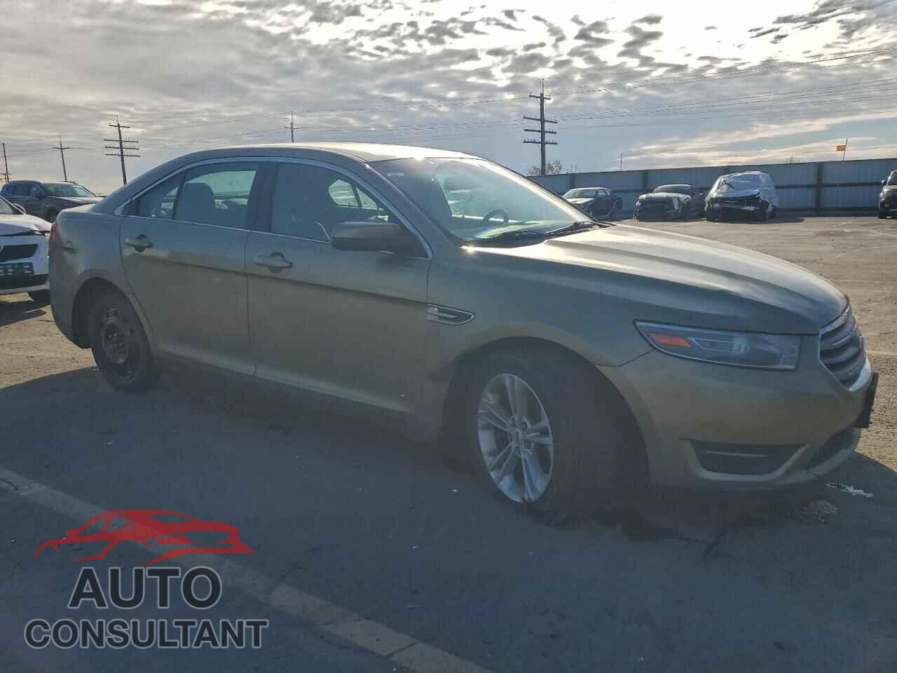 FORD TAURUS 2013 - 1FAHP2E82DG118837
