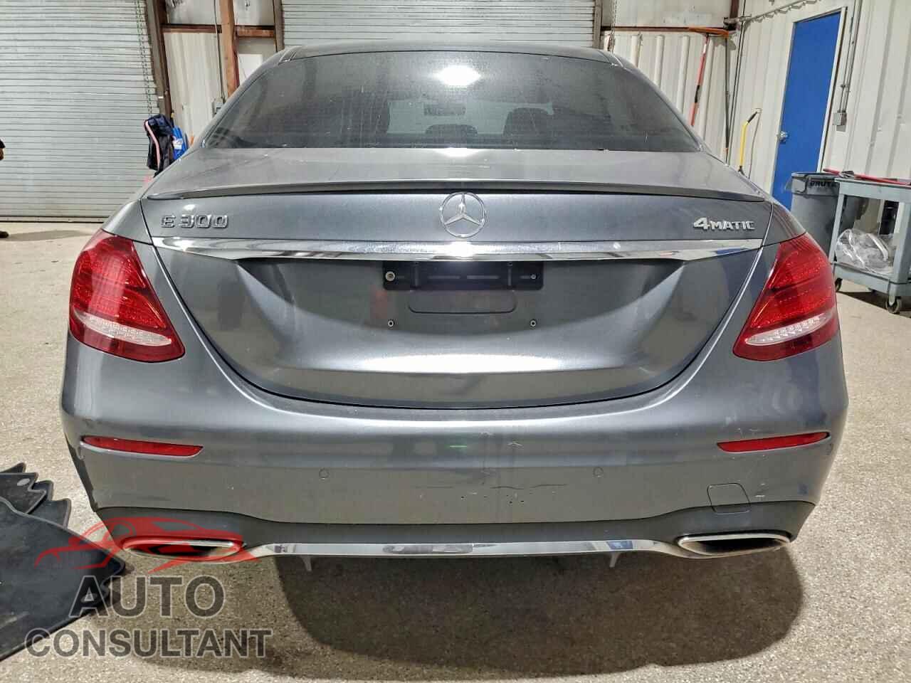 MERCEDES-BENZ E-CLASS 2018 - WDDZF4KB8JA418156