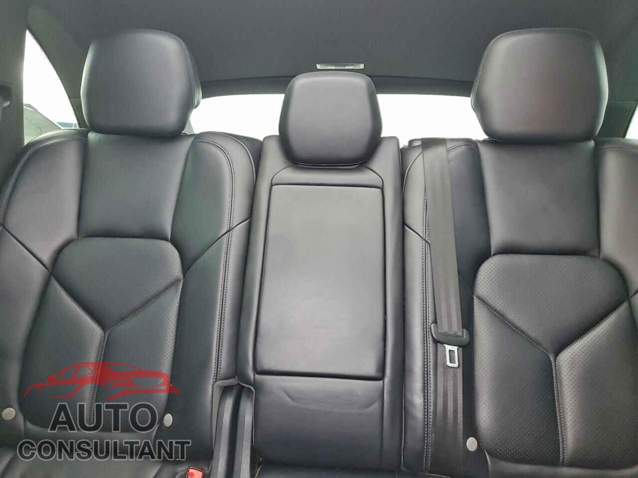 PORSCHE CAYENNE 2016 - WP1AE2A21GLA17561
