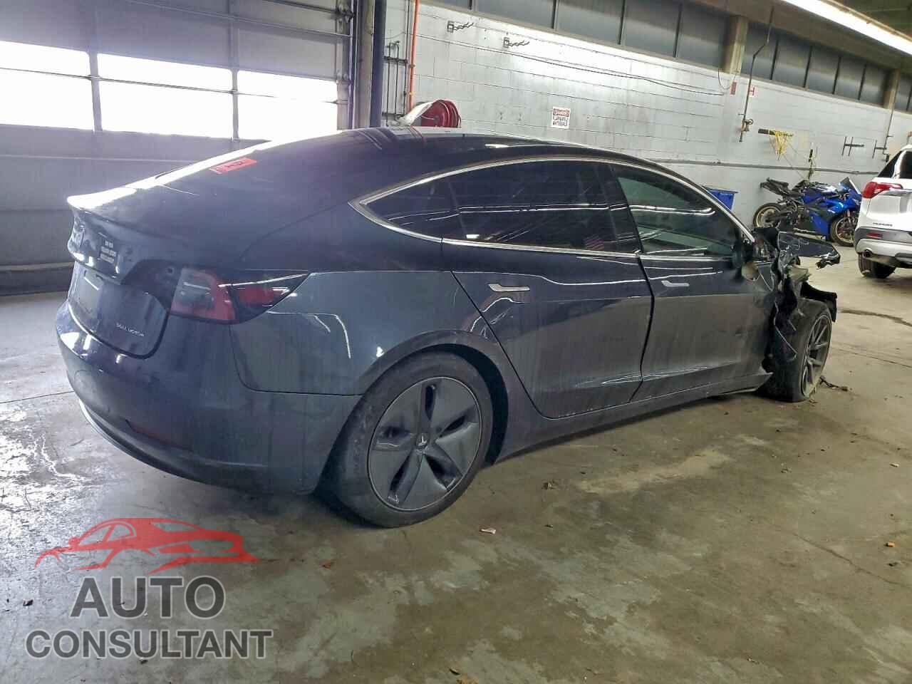 TESLA MODEL 3 2018 - 5YJ3E1EB3JF084834