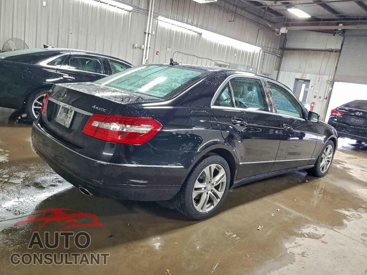 MERCEDES-BENZ E-CLASS 2011 - WDDHF8HB4BA459685