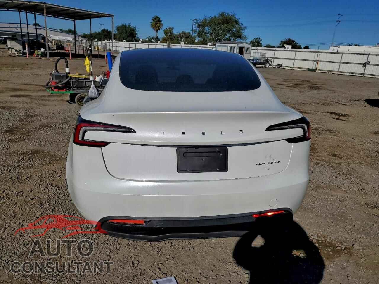 TESLA MODEL 3 2025 - 5YJ3E1EB7SF019230