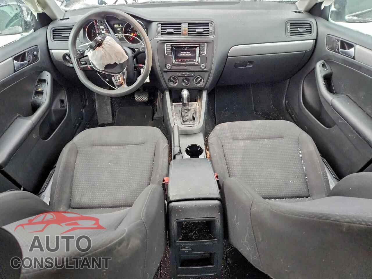 VOLKSWAGEN JETTA 2017 - 3VW2B7AJ6HM287613