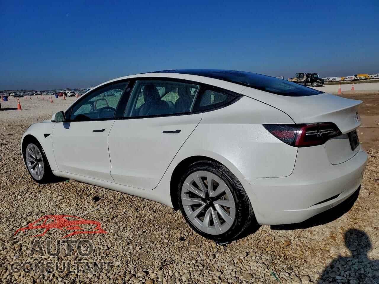 TESLA MODEL 3 2023 - 5YJ3E1EA3PF429876