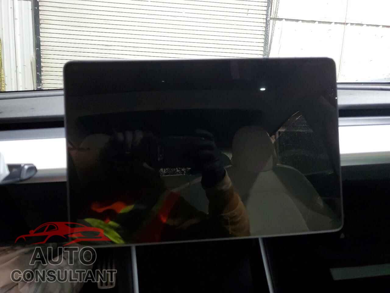 TESLA MODEL 3 2020 - 5YJ3E1EC4LF715005