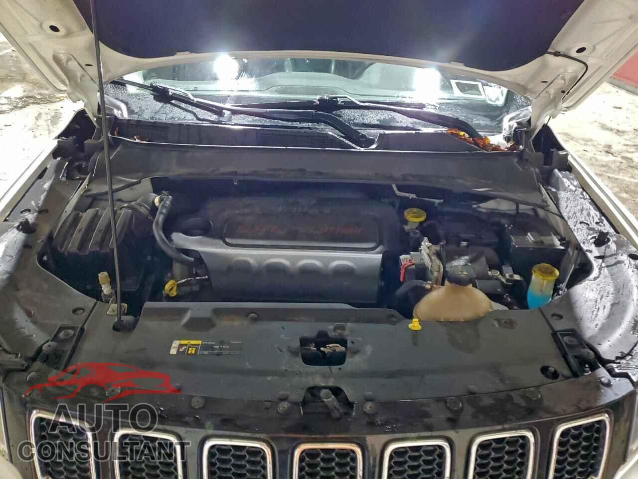 JEEP COMPASS 2018 - 3C4NJDCB0JT234411