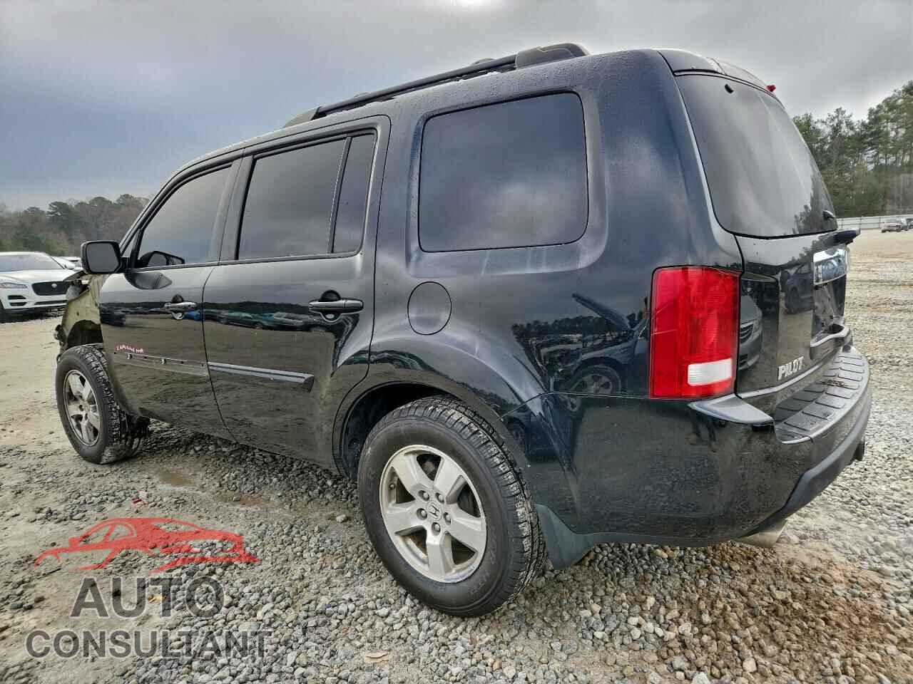 HONDA PILOT 2011 - 5FNYF4H48BB058491