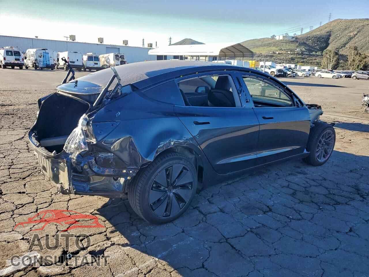 TESLA MODEL 3 2025 - 5YJ3E1EA8SF986016