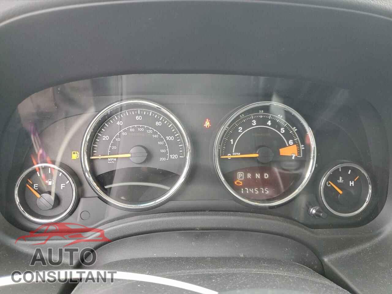 JEEP COMPASS 2015 - 1C4NJDEB5FD232017