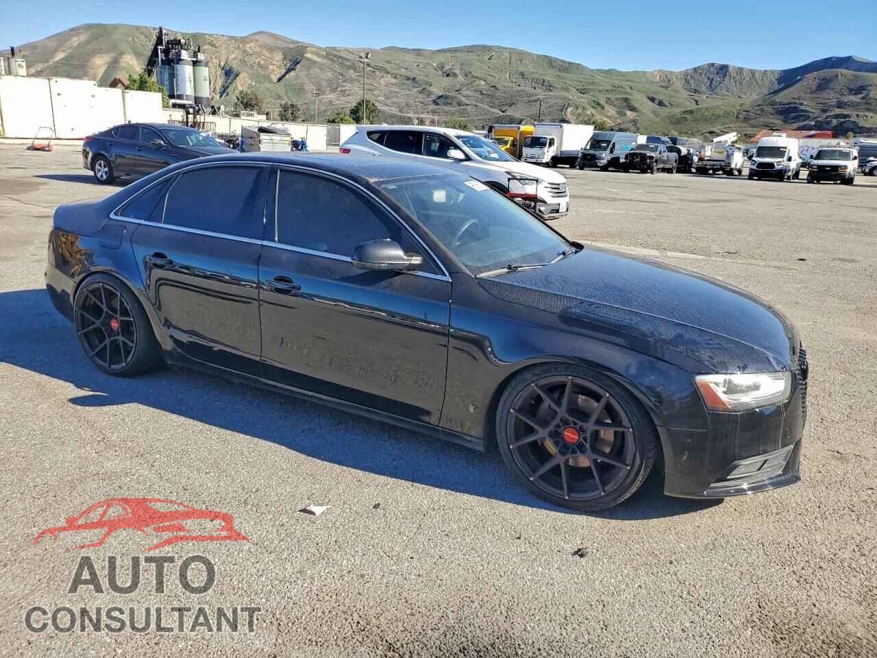 AUDI A4 2013 - WAUFFAFL8DN018431