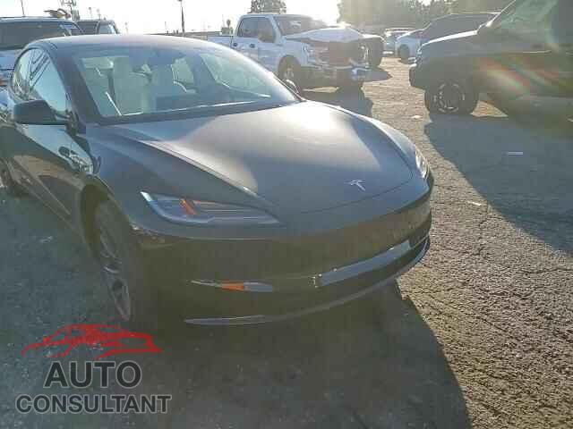 TESLA MODEL 3 2025 - 5YJ3E1EAXSF906005