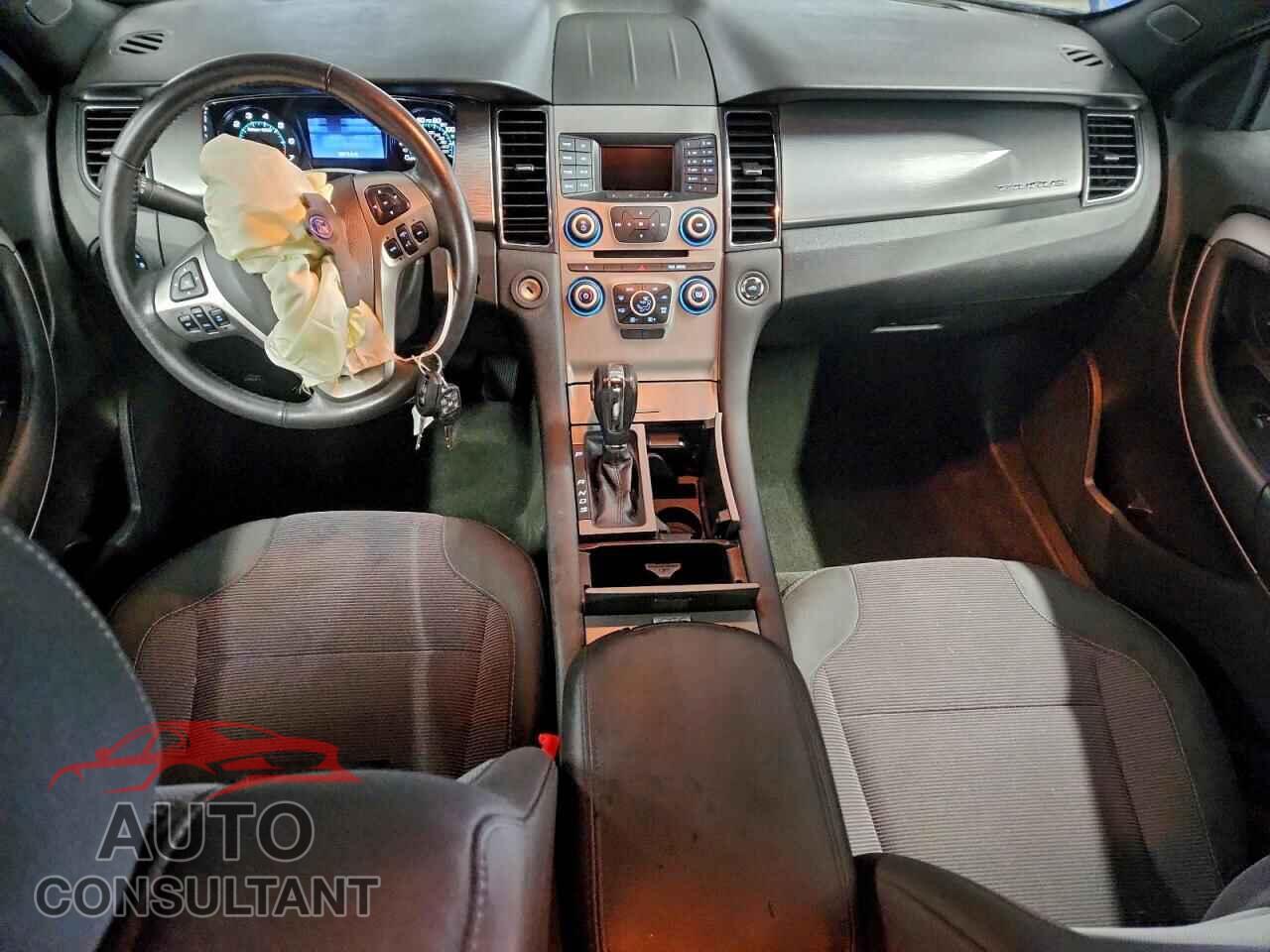 FORD TAURUS 2015 - 1FAHP2E87FG188157