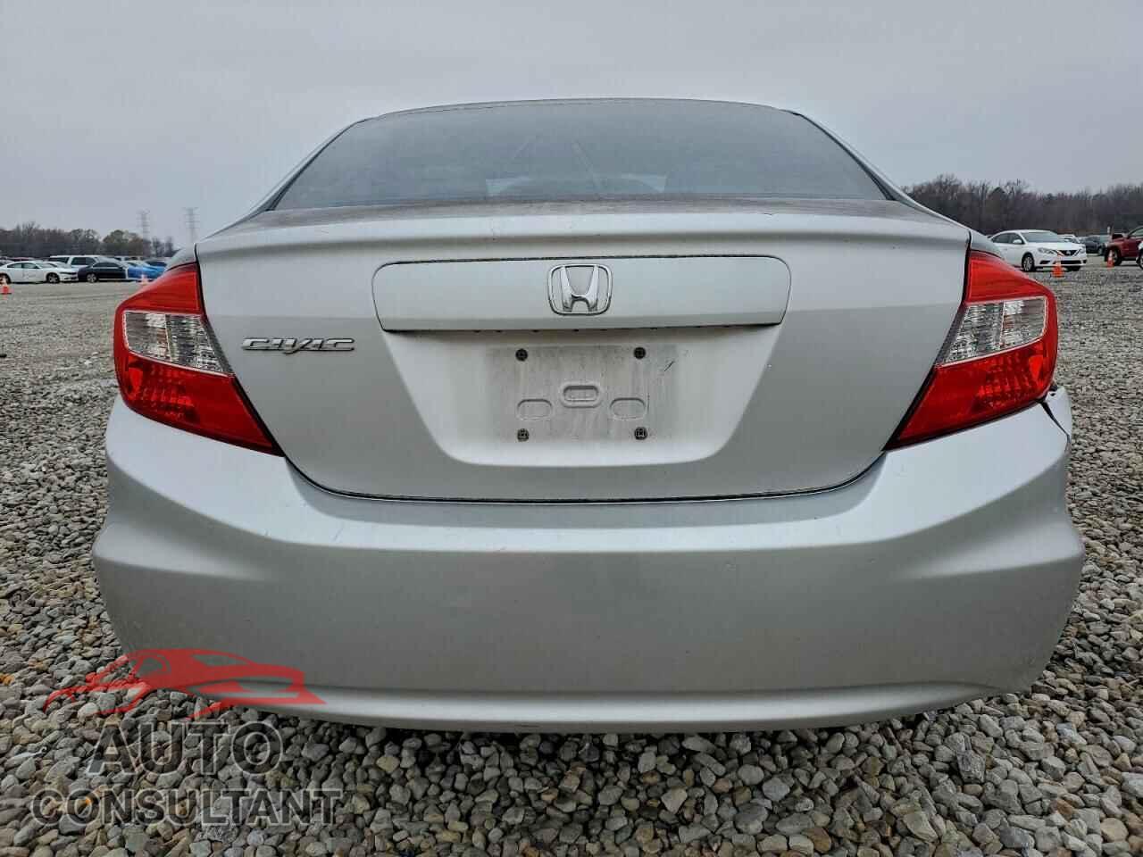 HONDA CIVIC 2012 - 19XFB2F56CE048312