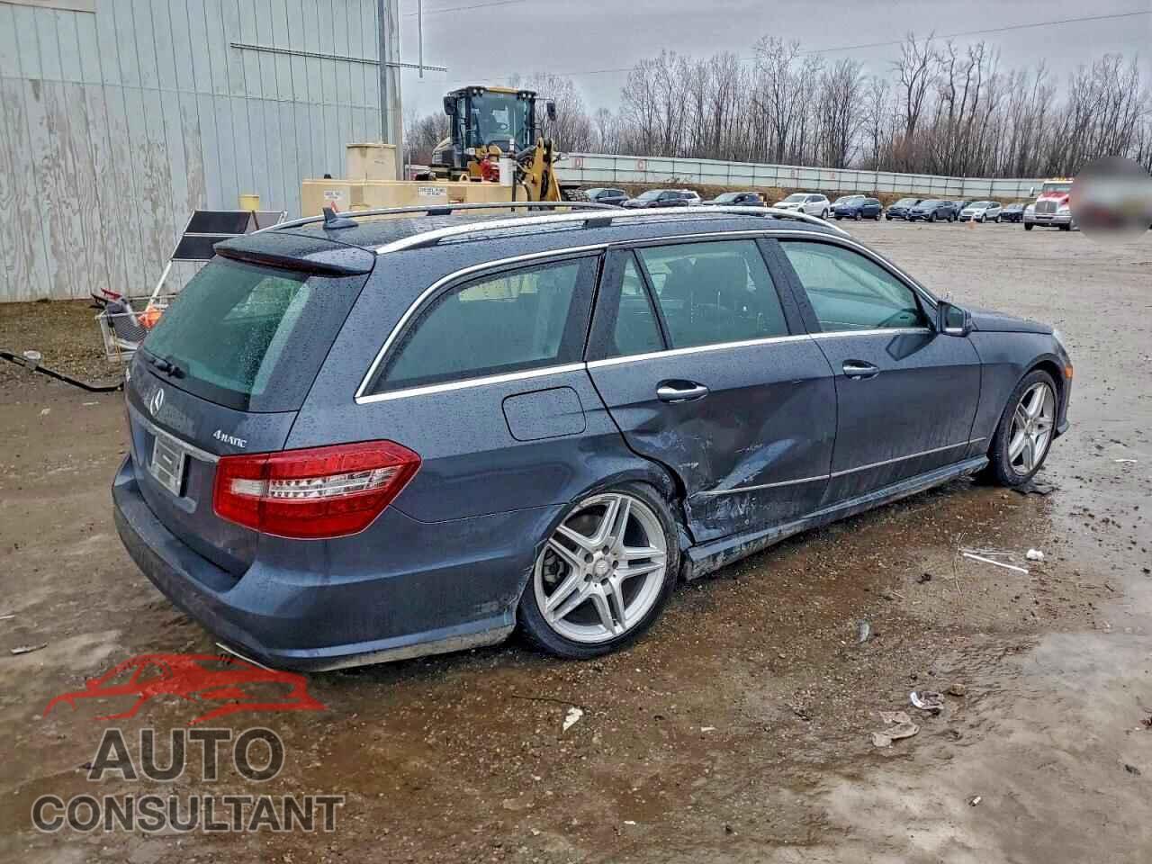 MERCEDES-BENZ E-CLASS 2011 - WDDHH8HB9BA281671