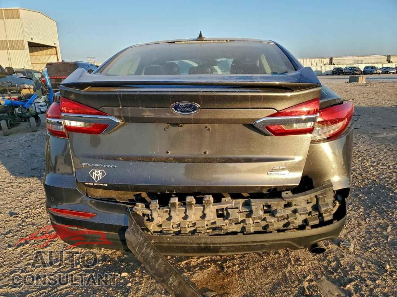 FORD FUSION 2019 - 3FA6P0HD1KR283885