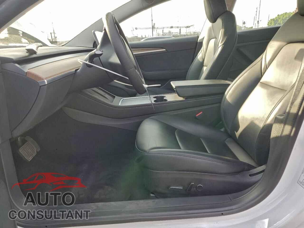 TESLA MODEL 3 2022 - 5YJ3E1EA4NF120169