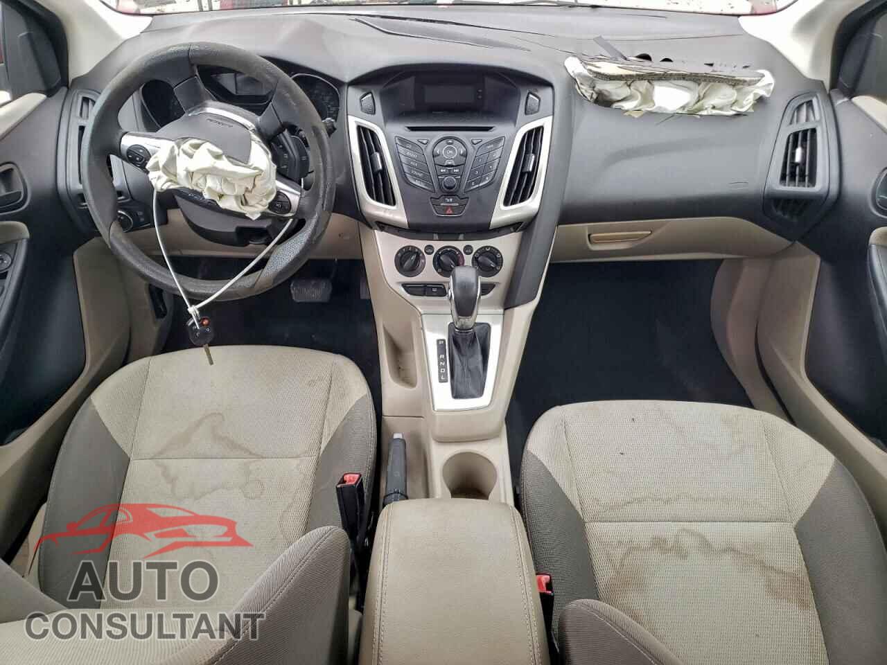 FORD FOCUS 2012 - 1FAHP3K27CL126752
