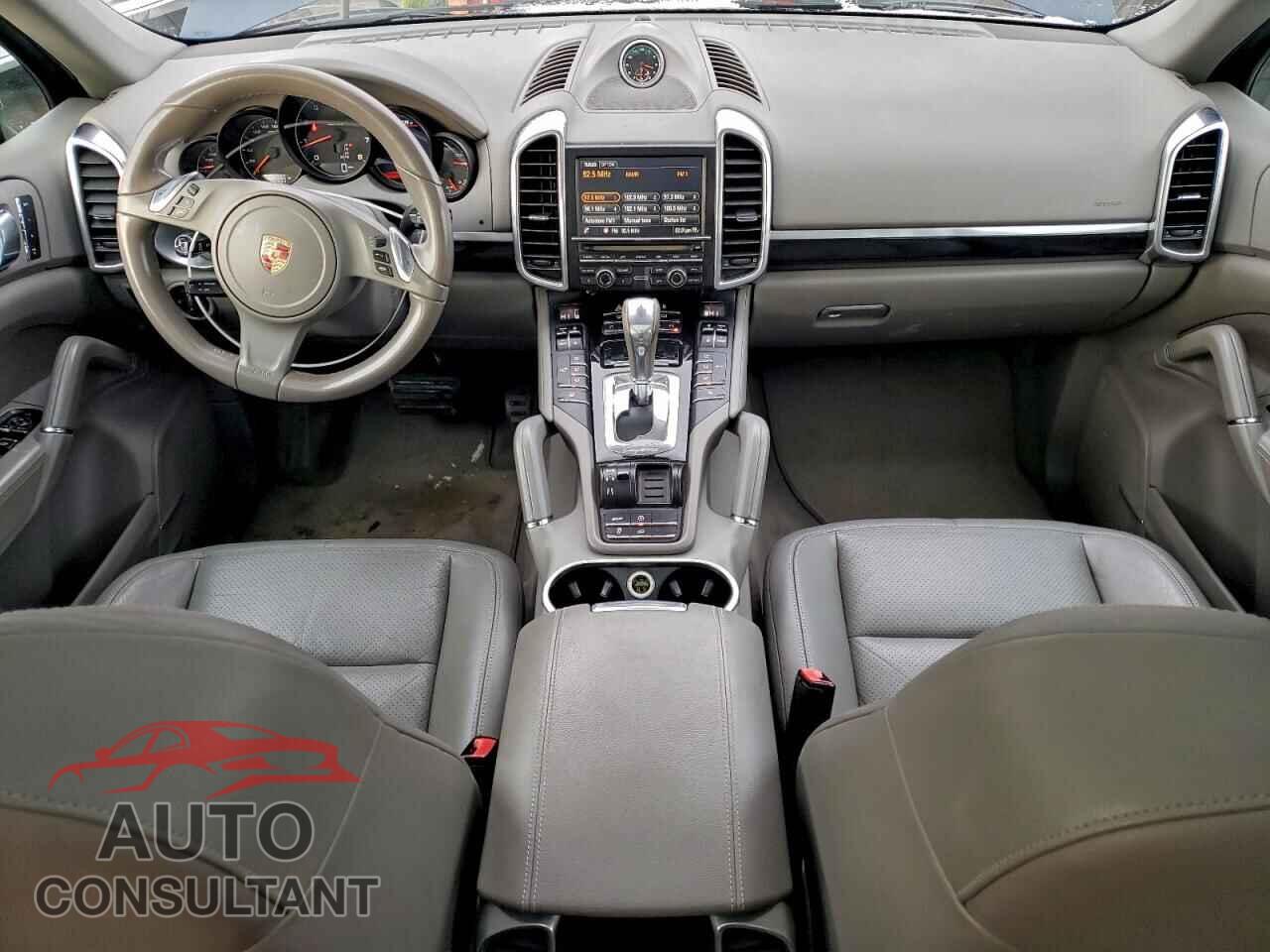 PORSCHE CAYENNE 2013 - WP1AA2A25DLA10636