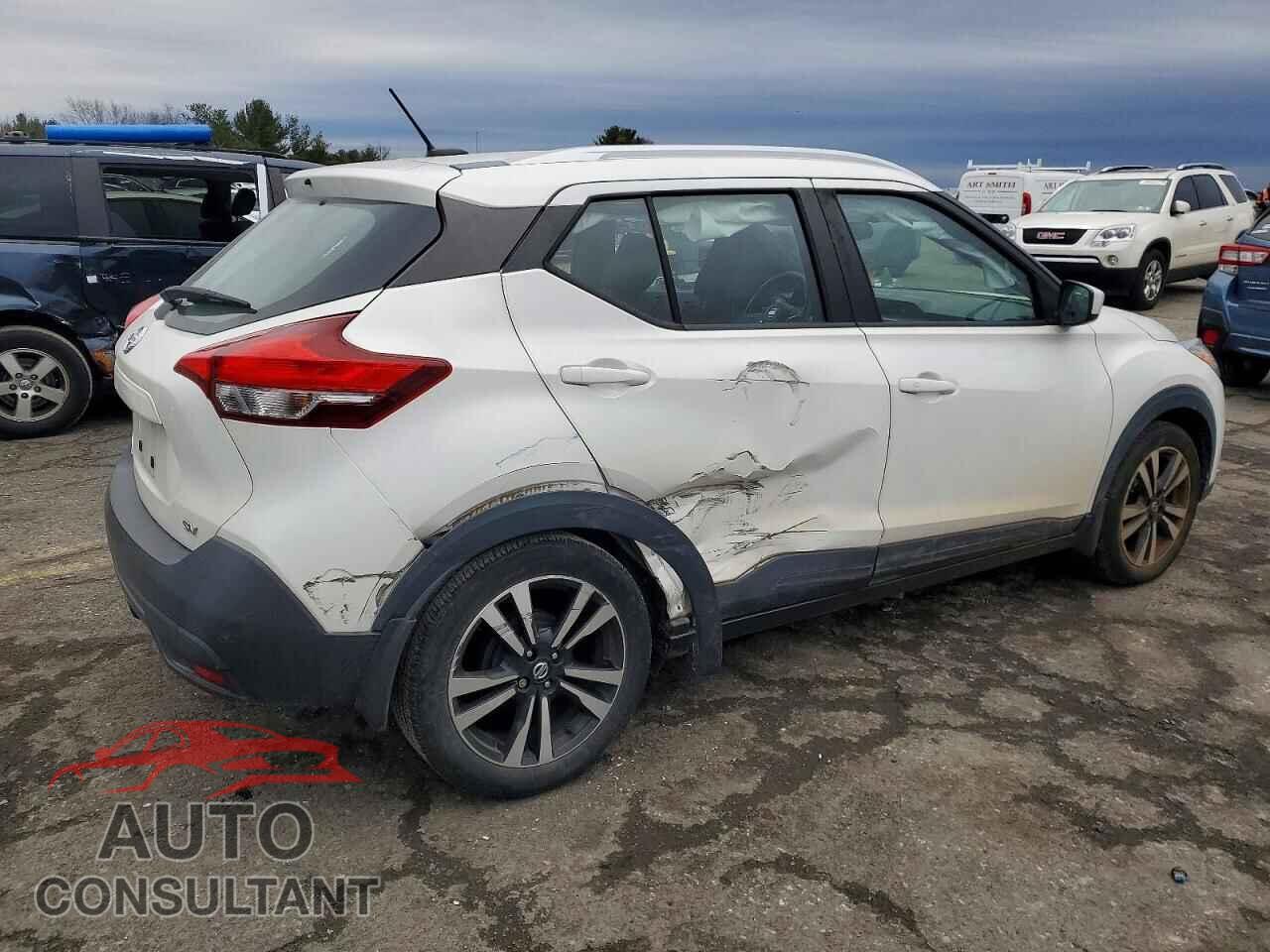 NISSAN KICKS 2019 - 3N1CP5CU3KL547485