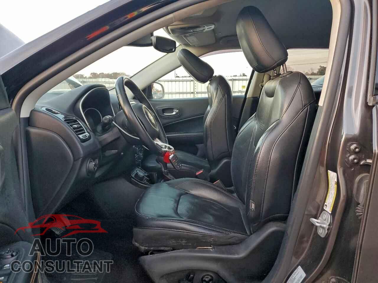 JEEP COMPASS 2017 - 3C4NJDCB4HT680510