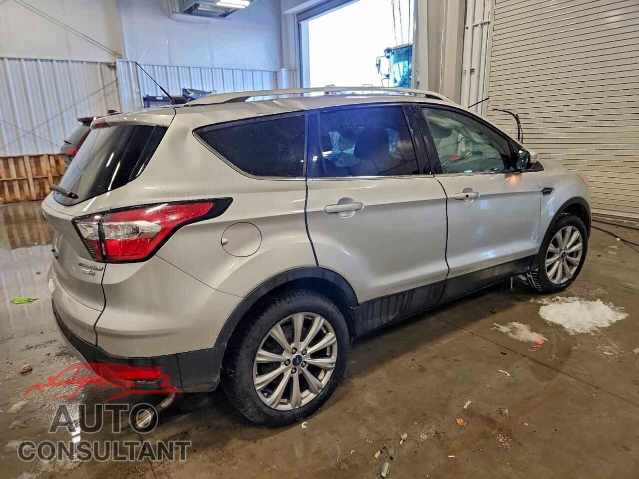 FORD ESCAPE 2017 - 1FMCU9JD1HUD02789