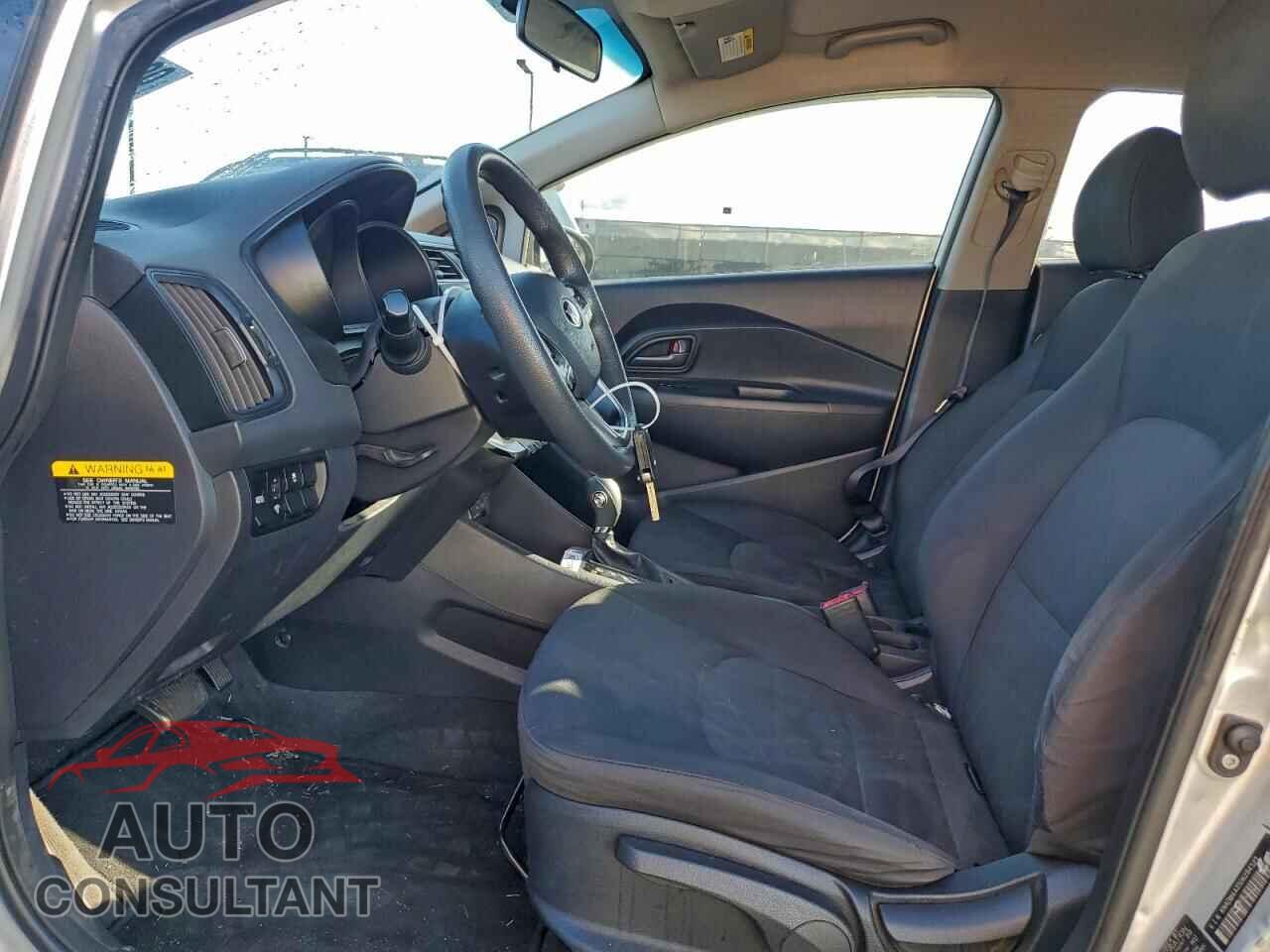 KIA RIO 2013 - KNADM4A35D6284523