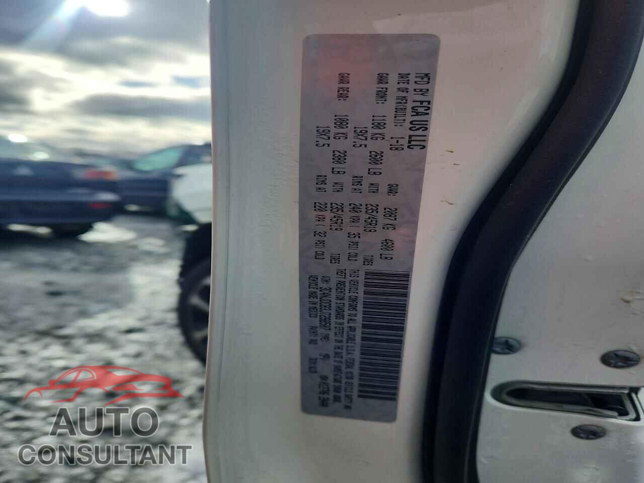JEEP COMPASS 2018 - 3C4NJDCB3JT298507