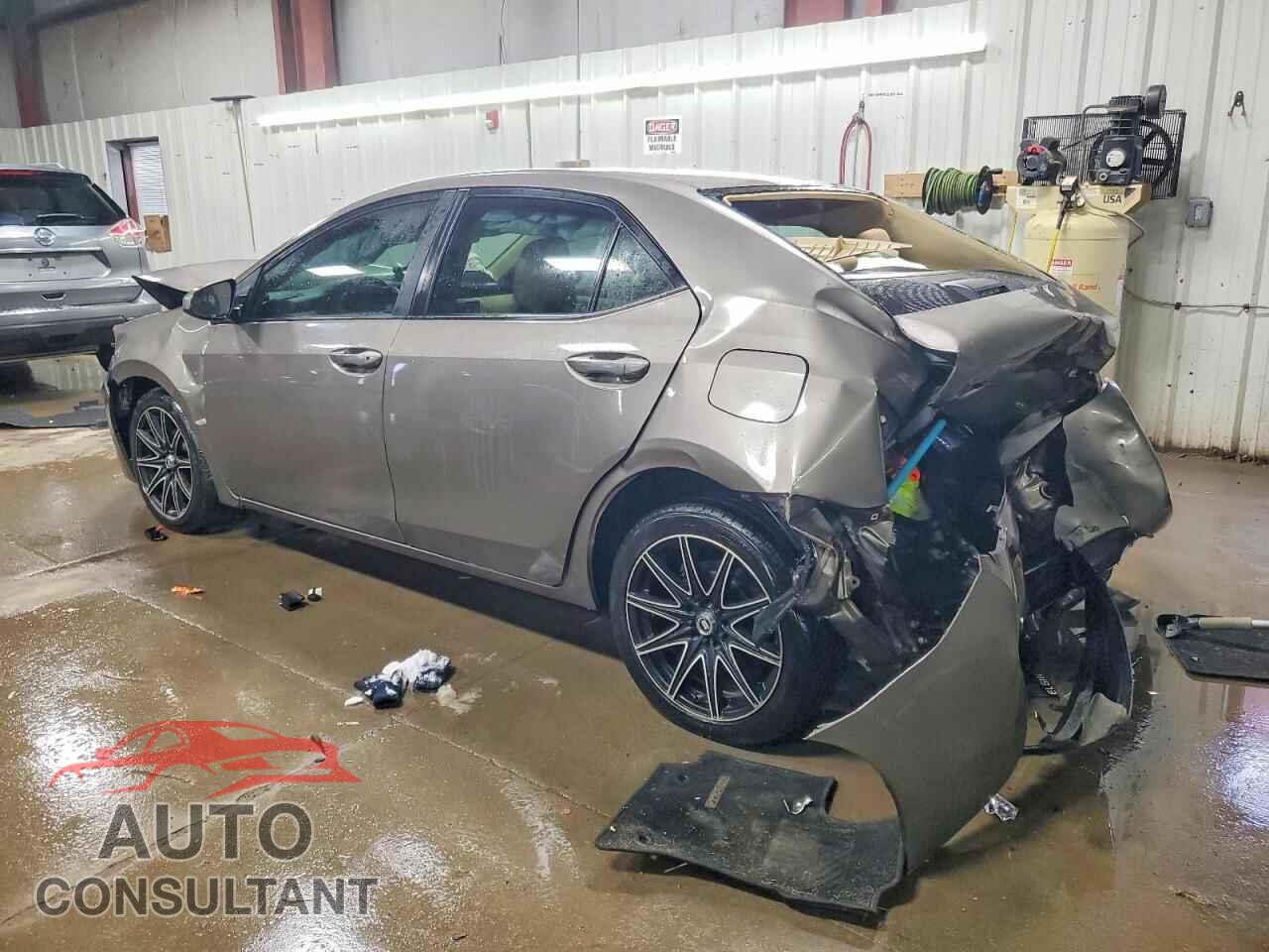 TOYOTA COROLLA 2018 - 5YFBURHE9JP853330