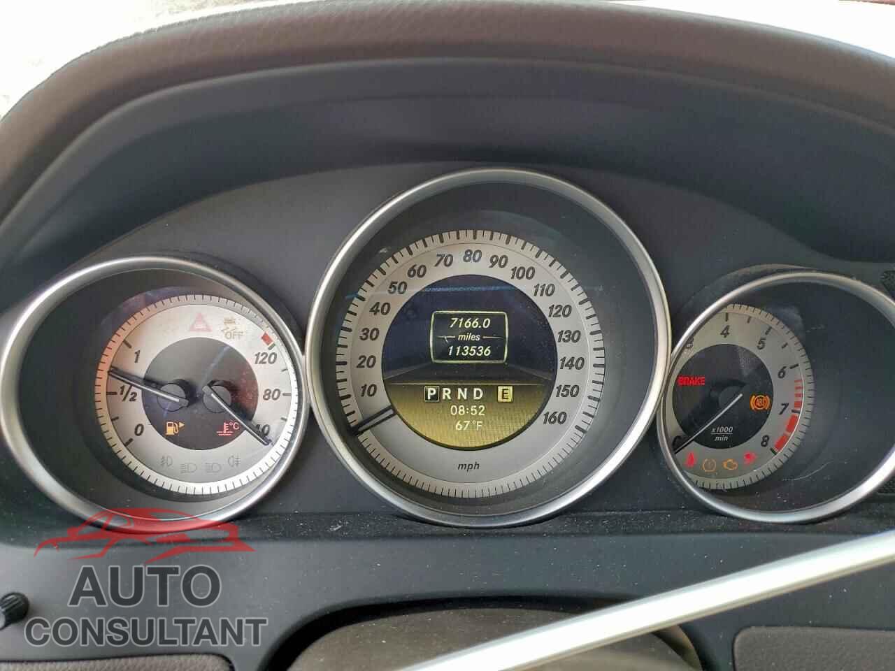 MERCEDES-BENZ C-CLASS 2012 - WDDGF8BB8CA724811