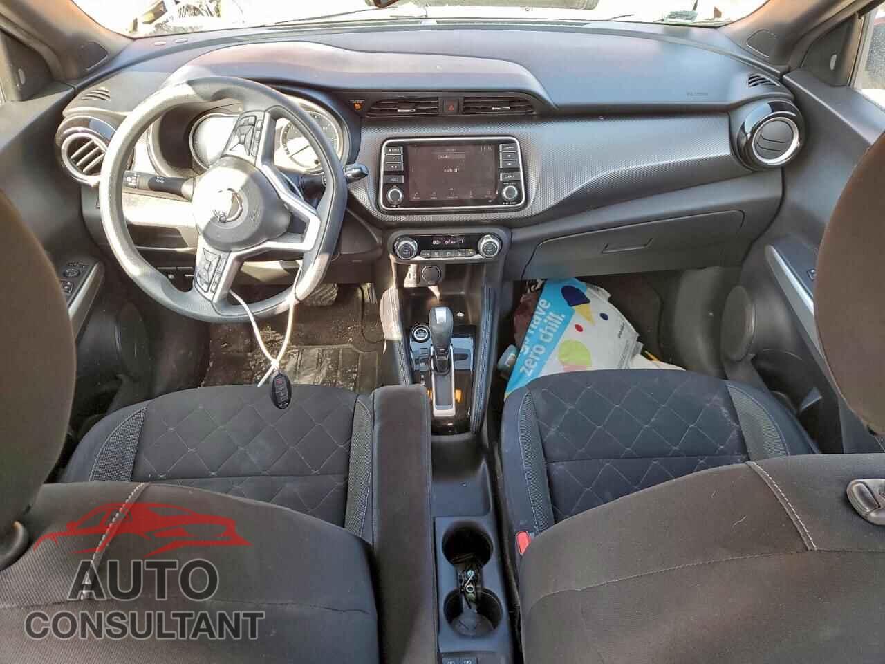 NISSAN KICKS 2019 - 3N1CP5CU3KL497395