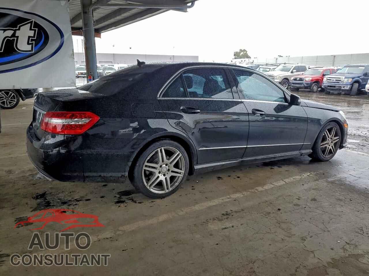 MERCEDES-BENZ E-CLASS 2010 - WDDHF5GB6AA200288