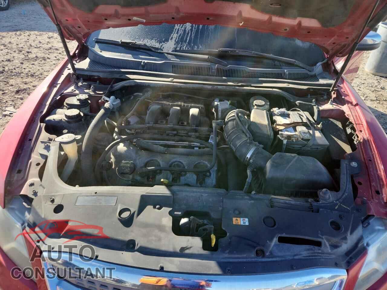 FORD TAURUS 2012 - 1FAHP2JW2CG143675