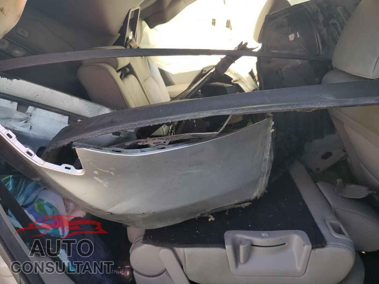 HONDA PILOT 2013 - 5FNYF3H2XDB036620