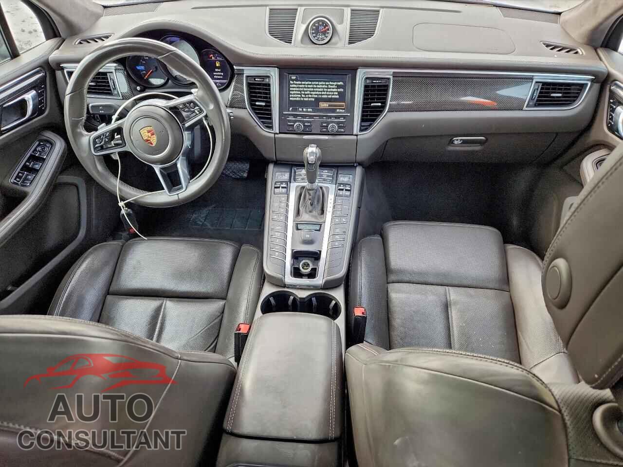 PORSCHE MACAN 2015 - WP1AB2A56FLB62810