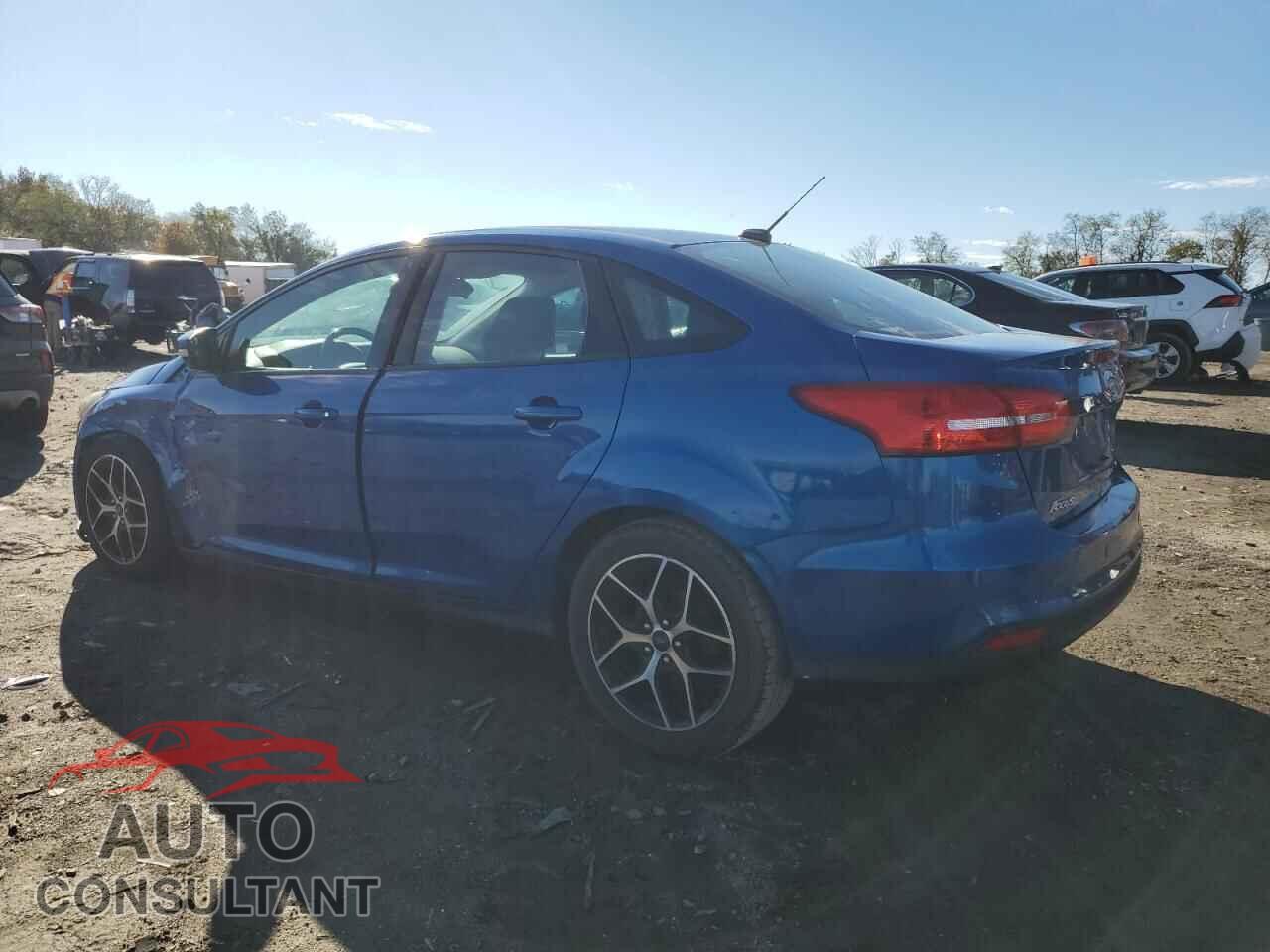FORD FOCUS 2018 - 1FADP3H29JL227357