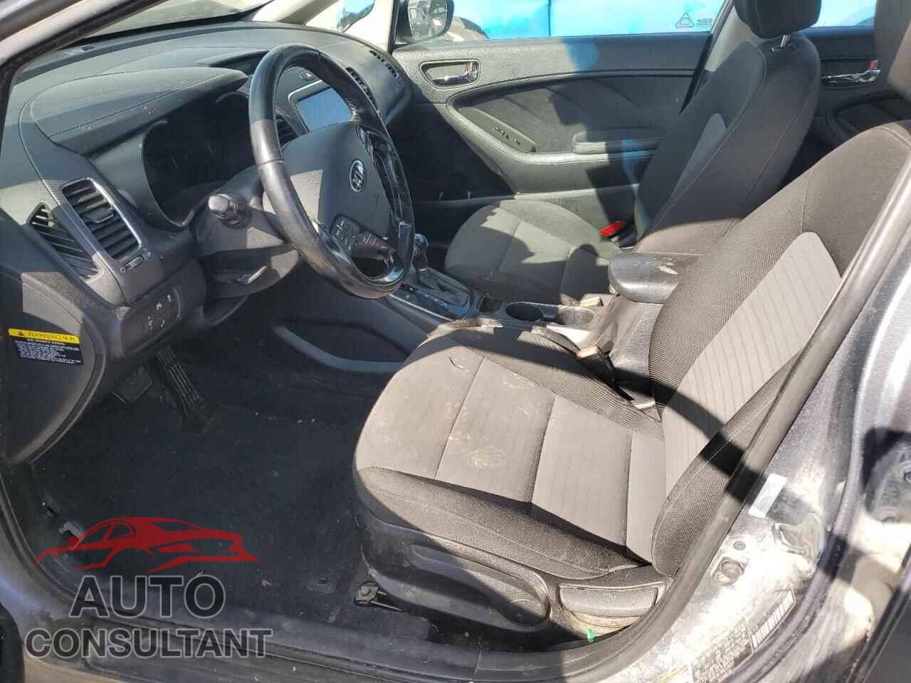 KIA FORTE 2017 - 3KPFL4A70HE139357