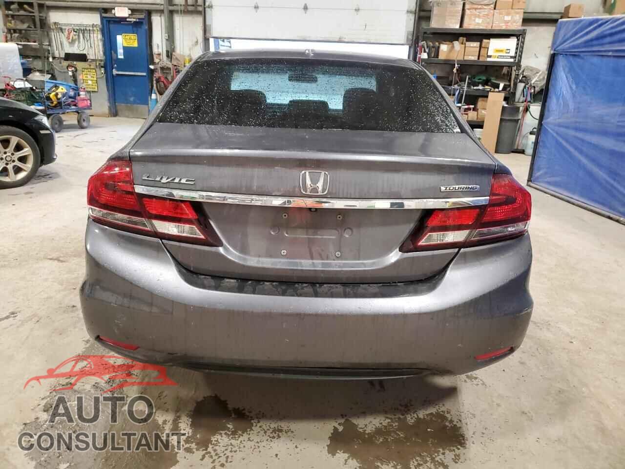 HONDA CIVIC 2015 - 2HGFB2F72FH051736