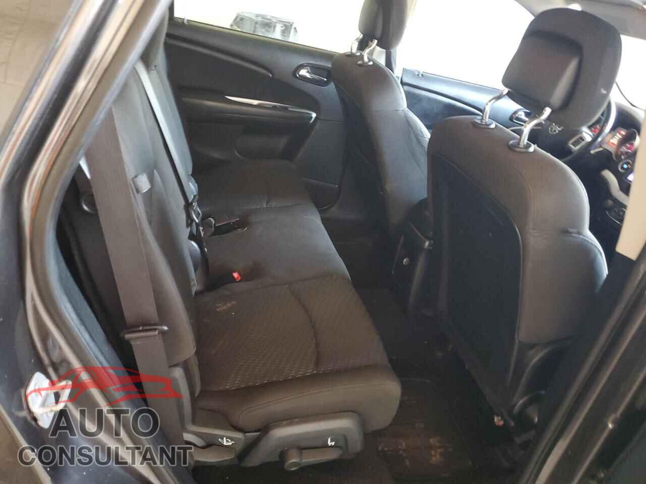 DODGE JOURNEY 2017 - 3C4PDCBB1HT701910