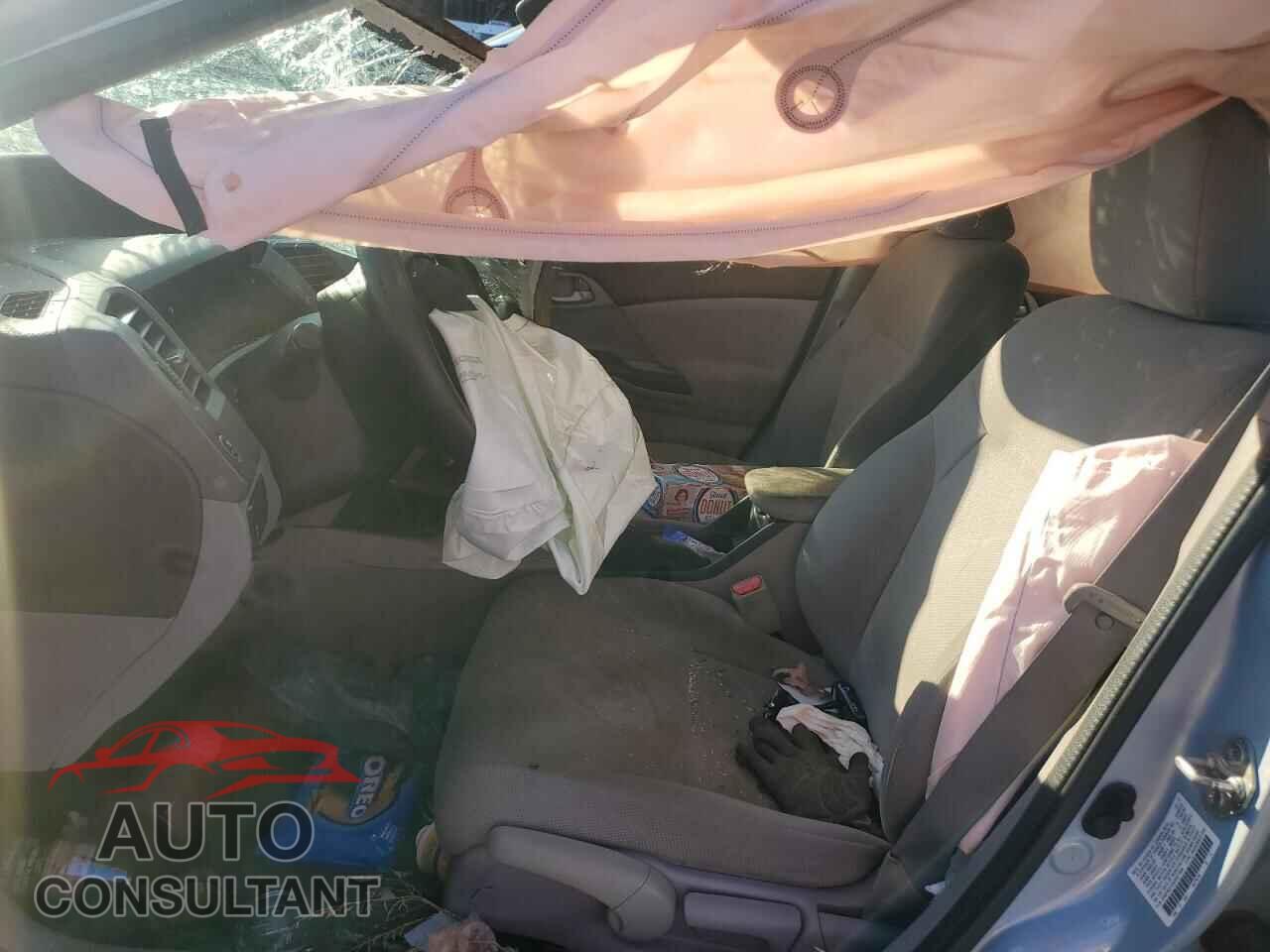 HONDA CIVIC 2012 - 2HGFB2F55CH571844