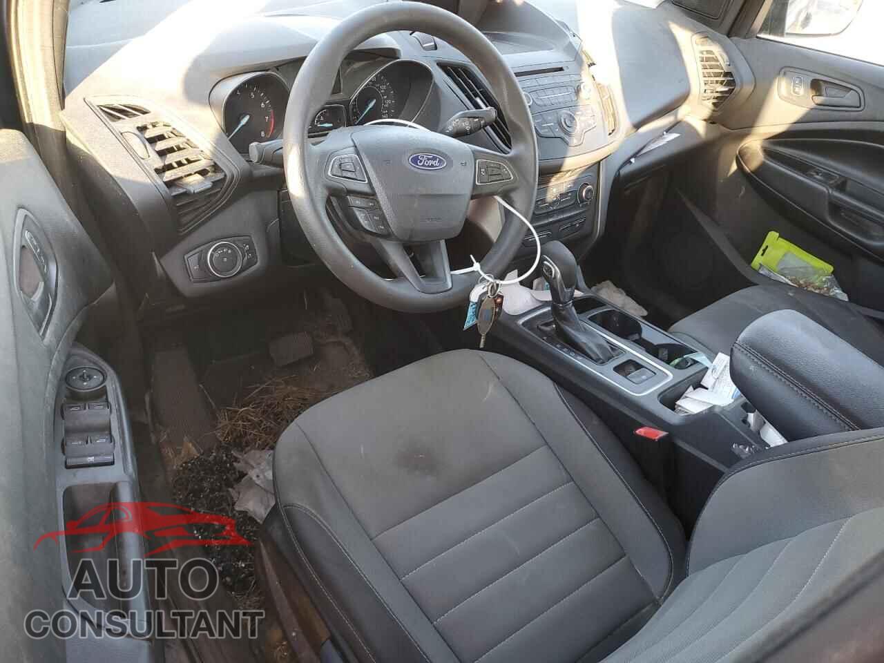 FORD ESCAPE 2018 - 1FMCU0F73JUB96141
