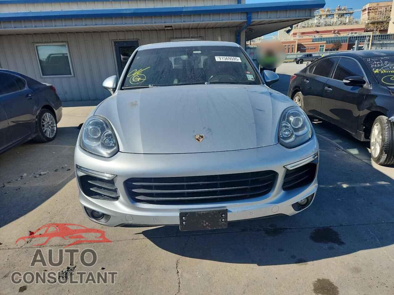 PORSCHE CAYENNE 2018 - WP1AA2A20JKA01201