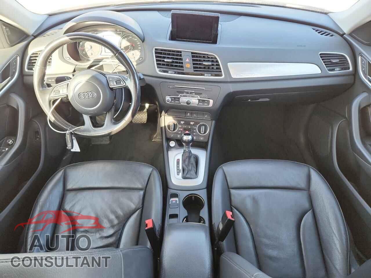 AUDI Q3 2016 - WA1EFCFS4GR020136