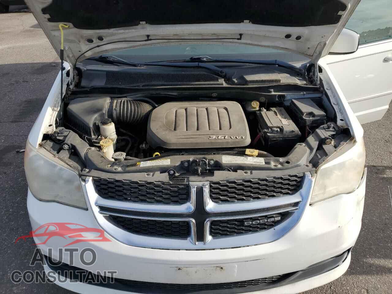 DODGE CARAVAN 2011 - 2D4RN5DG8BR657010